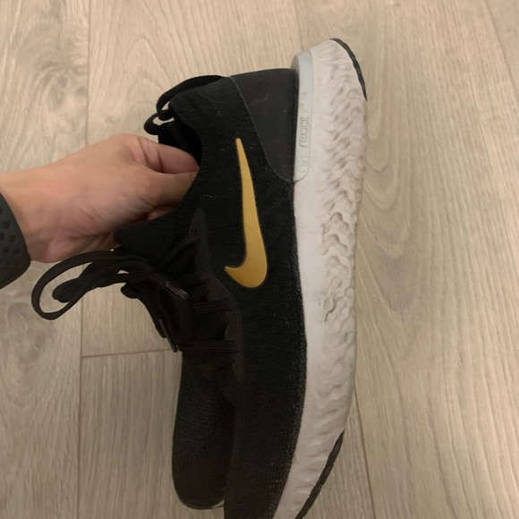 Nike running shoes/sneakers us 6 - Picture 2 of 4